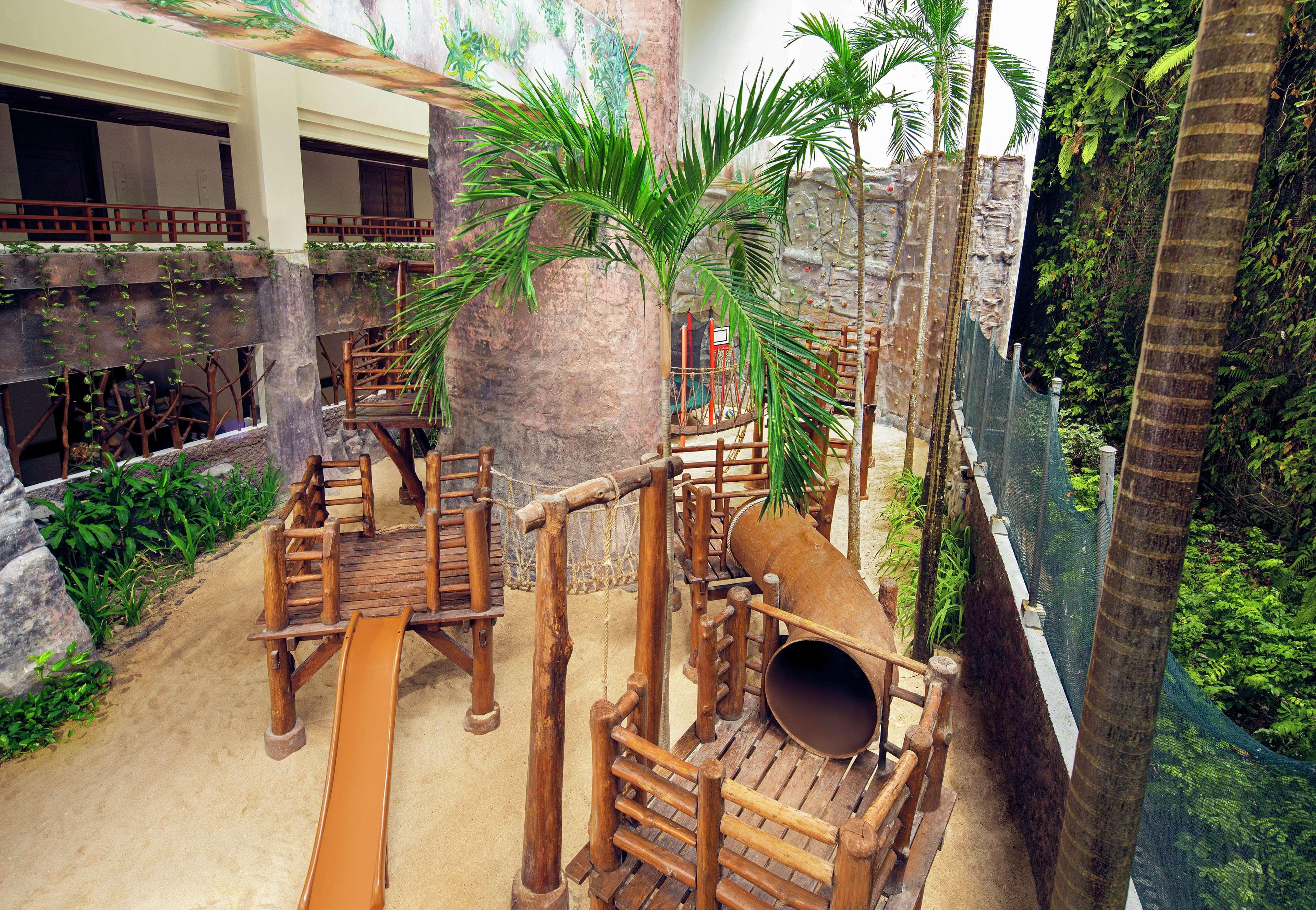 Hilton Bali Resort Nusa Dua  Exterior photo The Rainforest