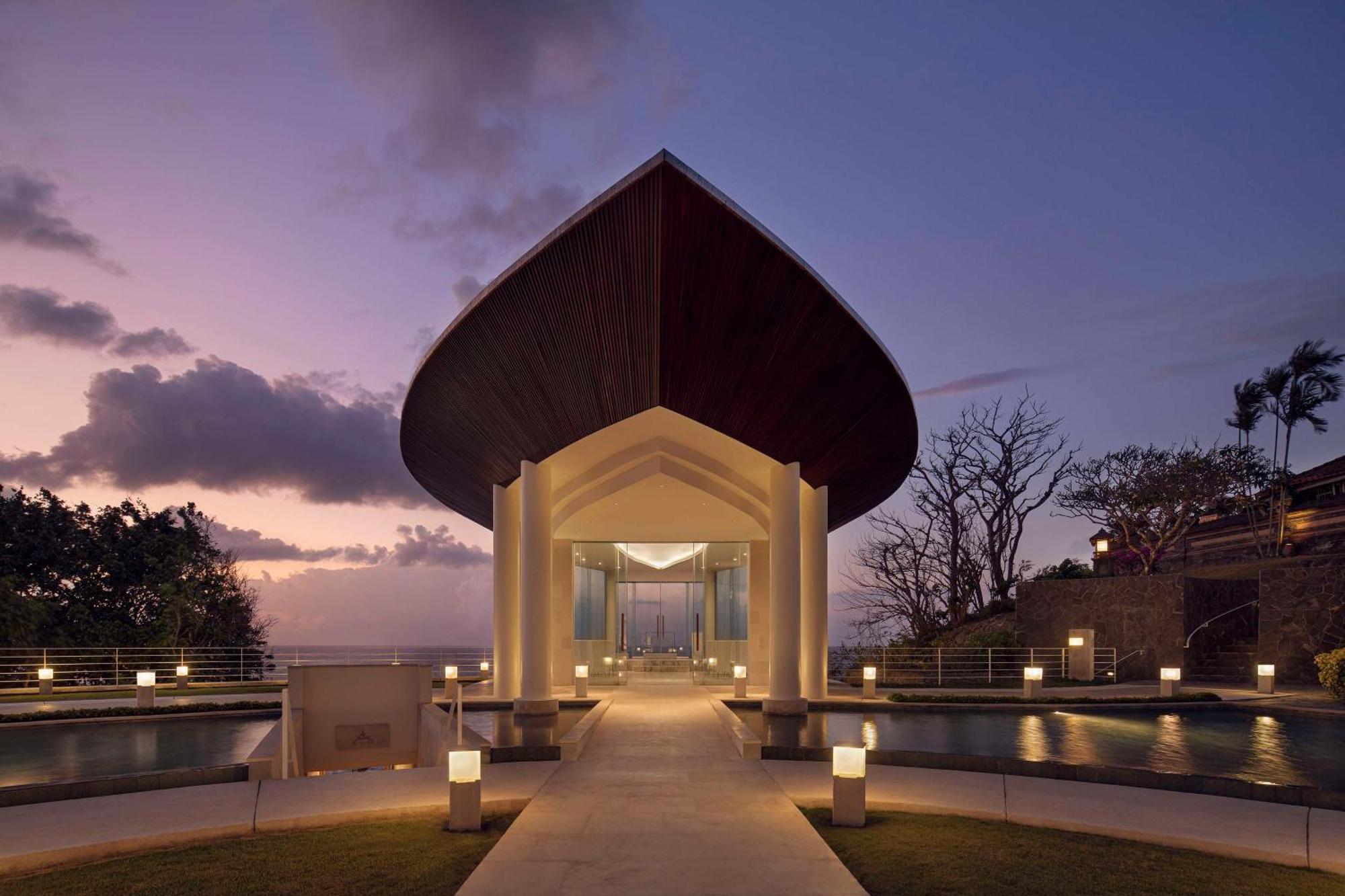 Hilton Bali Resort Nusa Dua  Exterior photo The Chapel at The Oberoi, Mauritius