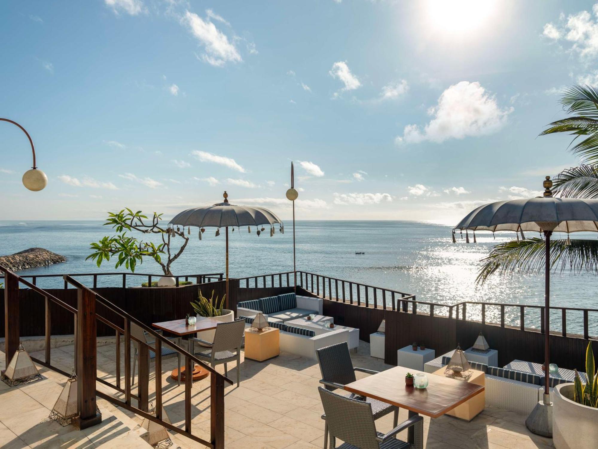 Hilton Bali Resort Nusa Dua  Exterior photo The Deck