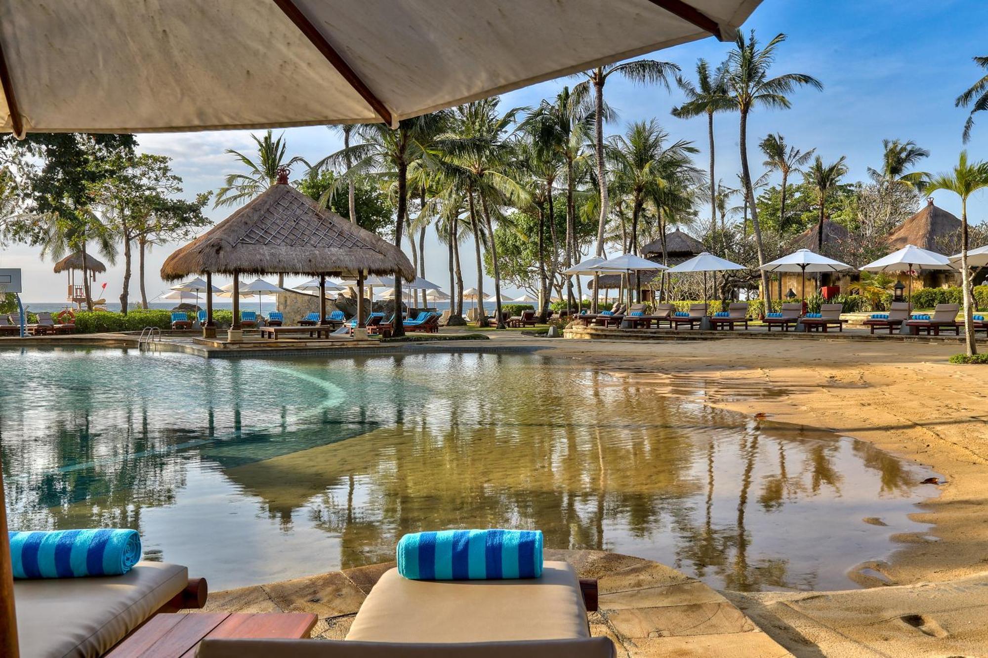 Hilton Bali Resort Nusa Dua  Exterior photo The beach at the resort
