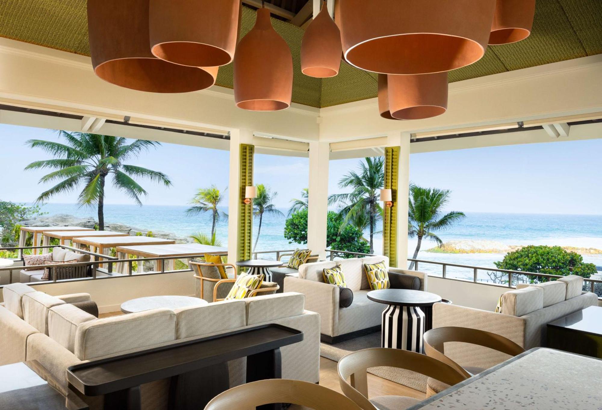 Hilton Bali Resort Nusa Dua  Exterior photo The Beach Bar