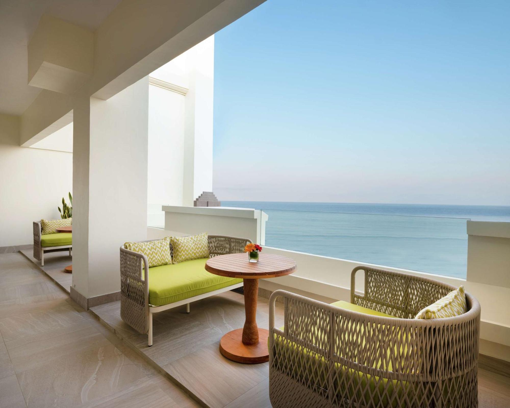 Hilton Bali Resort Nusa Dua  Exterior photo A balcony at the hotel