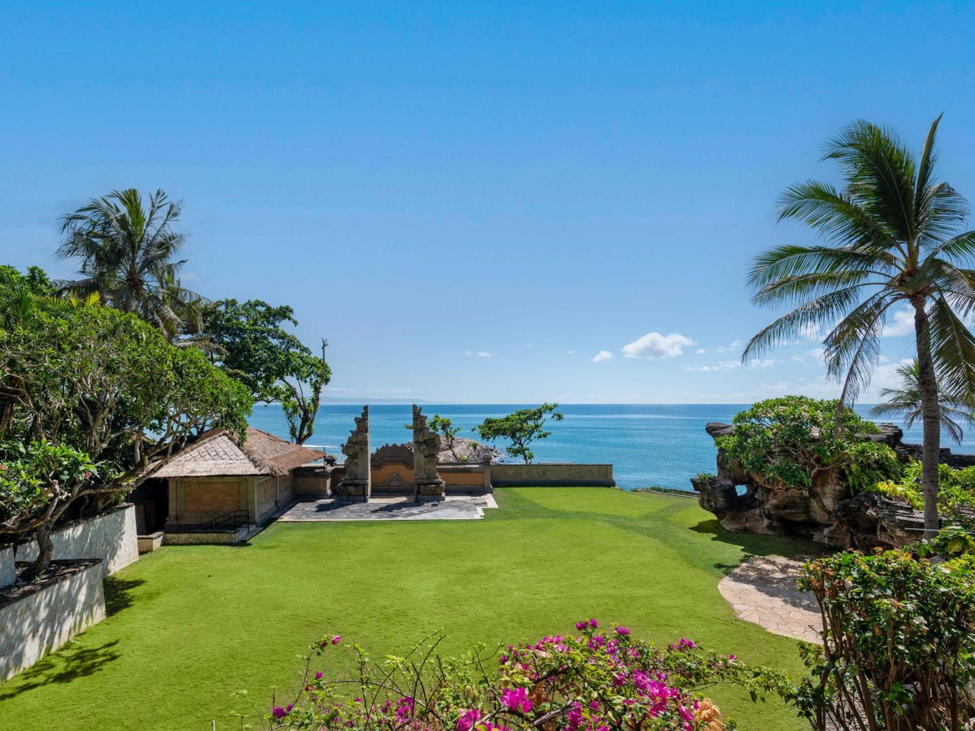 Hilton Bali Resort Nusa Dua  Exterior photo View of the sea from the hotel